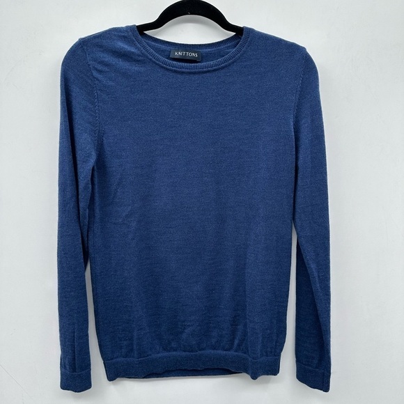 Knittons blue wool long sleeve crew neck woman’s pullover sweater. Small - Picture 2 of 10